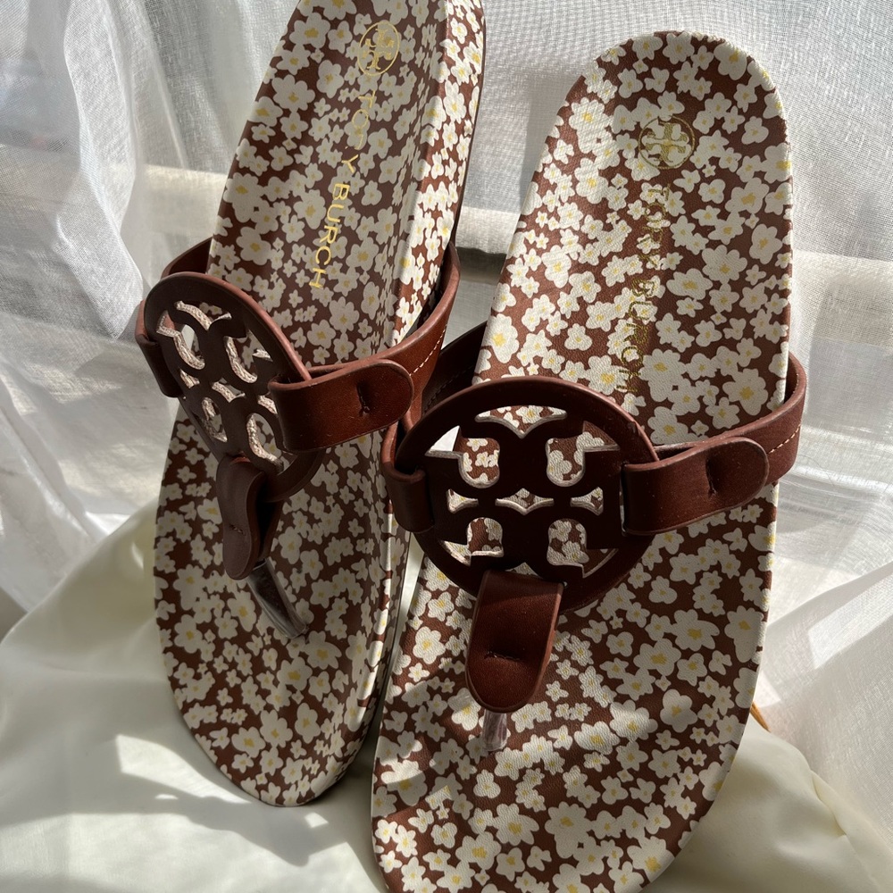 Tory Burch leather sandals